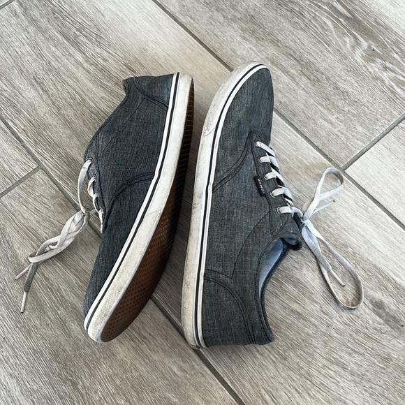 Gray Low Top Vans - Picture 4 of 6
